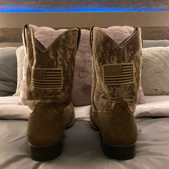 United States Camo Boots - Picture 3 of 4